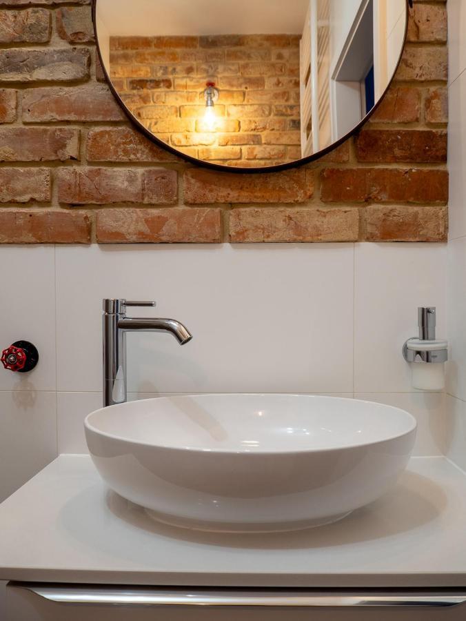 Brick House - Apartament Zoska Wrocław Eksteriør billede